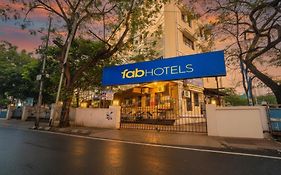 Fabhotel Colors Service Apartment